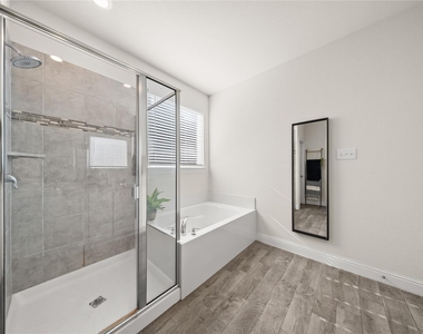 11025 Klondike Lane - Photo Thumbnail 20