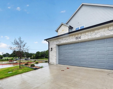 804 Premier - Photo Thumbnail 30