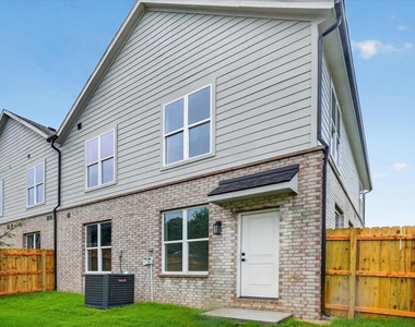 804 Premier - Photo Thumbnail 31