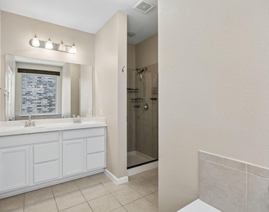 1605 Ridge Creek Lane - Photo Thumbnail 23