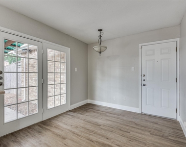 1930 Rambling Ridge Lane - Photo Thumbnail 4