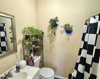 1287 W Frey - Photo Thumbnail 13