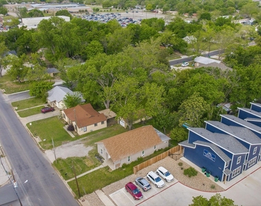 1287 W Frey - Photo Thumbnail 3