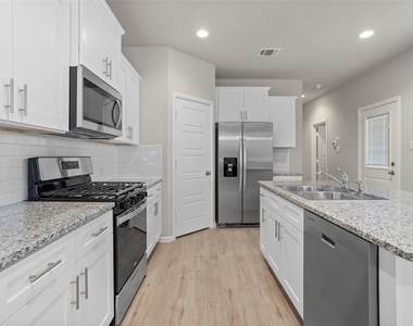 3453 Lake District Lane - Photo Thumbnail 10