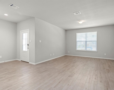 3453 Lake District Lane - Photo Thumbnail 4