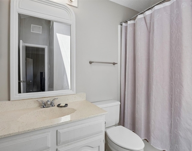 2108 Rose Cliff Lane - Photo Thumbnail 19
