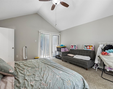 2108 Rose Cliff Lane - Photo Thumbnail 13