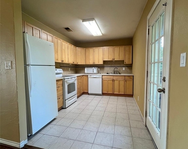 850 N Harbin - Photo Thumbnail 2