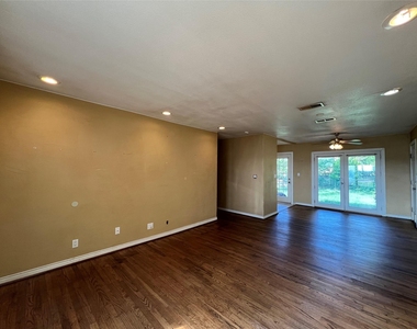 850 N Harbin - Photo Thumbnail 1