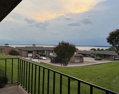 142 Henry M Chandler Drive - Photo Thumbnail 12