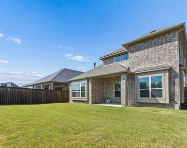 408 Worthing Way - Photo Thumbnail 38