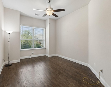 408 Worthing Way - Photo Thumbnail 17