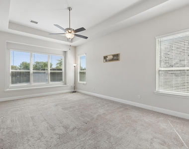 408 Worthing Way - Photo Thumbnail 18