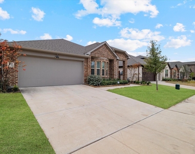 3225 Sioux Trail - Photo Thumbnail 1