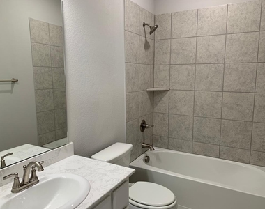 1414 Warringwood Drive - Photo Thumbnail 5