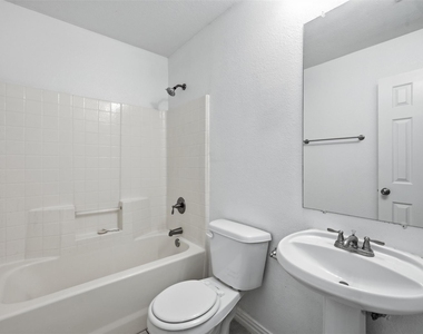 3116 S Cherry Lane - Photo Thumbnail 16