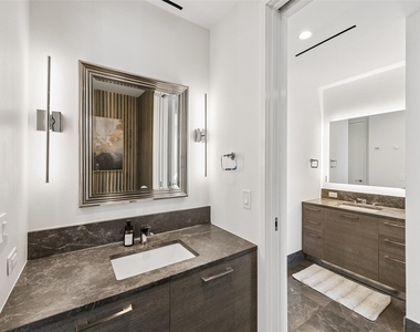7901 Windrose Avenue - Photo Thumbnail 24