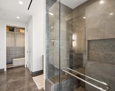 7901 Windrose Avenue - Photo Thumbnail 19