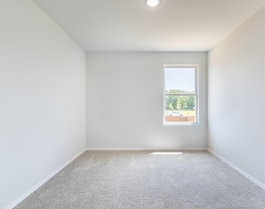 103 Levi Drive - Photo Thumbnail 7
