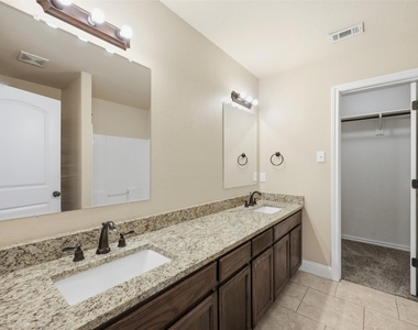 131 Sunburst Court - Photo Thumbnail 17