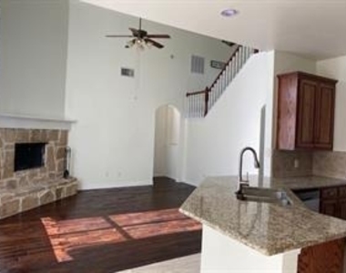 506 Spring Drive - Photo Thumbnail 1