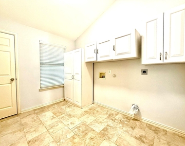 970 Fox Grove Lane - Photo Thumbnail 26