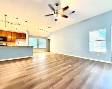 970 Fox Grove Lane - Photo Thumbnail 1