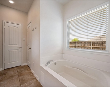 10316 Cotulla Place - Photo Thumbnail 9
