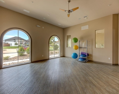 13452 Spokane Way - Photo Thumbnail 38
