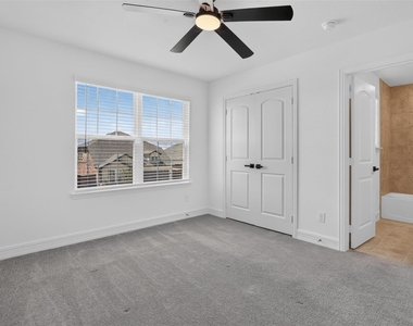 325 Rangars Ridge Place - Photo Thumbnail 19
