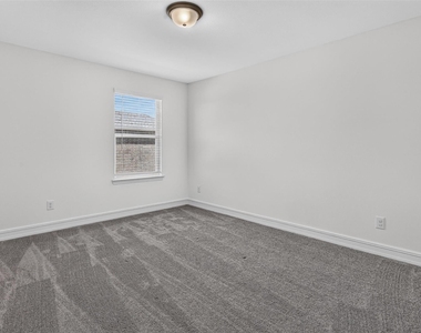 325 Rangars Ridge Place - Photo Thumbnail 22