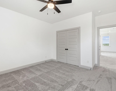 7644 Trailridge Drive - Photo Thumbnail 34