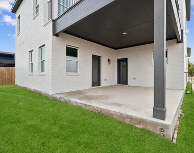 7644 Trailridge Drive - Photo Thumbnail 39
