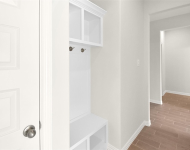 2008 Sandpiper Way - Photo Thumbnail 19