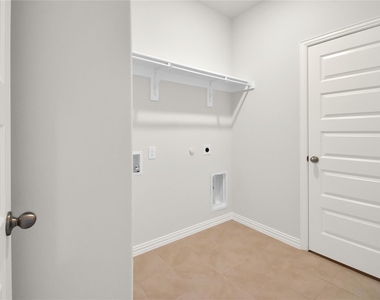 2008 Sandpiper Way - Photo Thumbnail 15