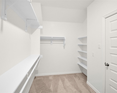 2008 Sandpiper Way - Photo Thumbnail 10