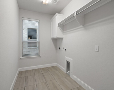 4320 Sandhills Lane - Photo Thumbnail 21