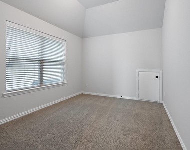 4320 Sandhills Lane - Photo Thumbnail 29