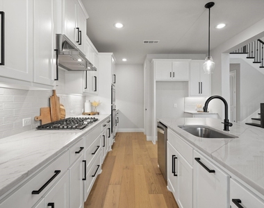 4320 Sandhills Lane - Photo Thumbnail 6