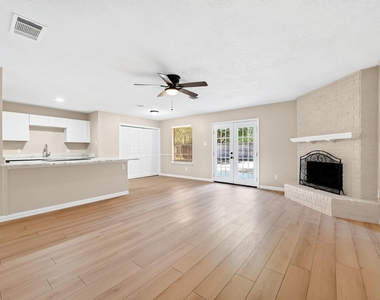 5415 Sandusky Court - Photo Thumbnail 6