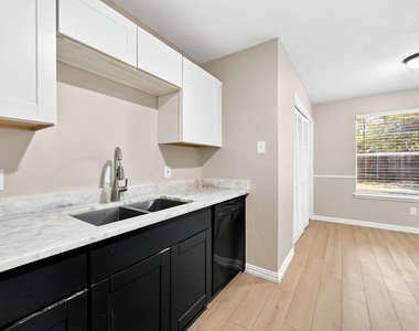 5415 Sandusky Court - Photo Thumbnail 1