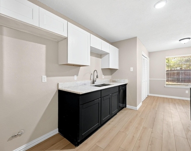 5415 Sandusky Court - Photo Thumbnail 18