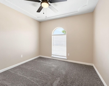 5415 Sandusky Court - Photo Thumbnail 20