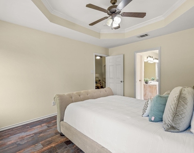 502 S Main Street - Photo Thumbnail 20