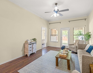 502 S Main Street - Photo Thumbnail 15