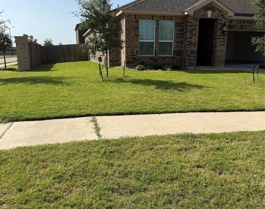 1001 Calhoun Drive - Photo Thumbnail 1