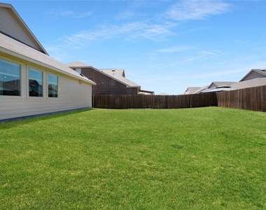 5222 Fallenstone Way - Photo Thumbnail 20