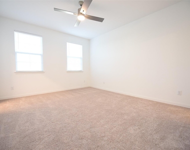 9843 Romo Street - Photo Thumbnail 22