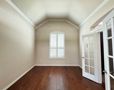 14620 Falling Leaf Drive - Photo Thumbnail 3