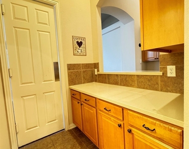 14620 Falling Leaf Drive - Photo Thumbnail 23